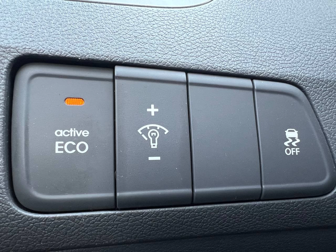 2013 Hyundai Elantra GL**SAAQ CERTIFIEE**SIEGES CHAUFFANTS** Main Image