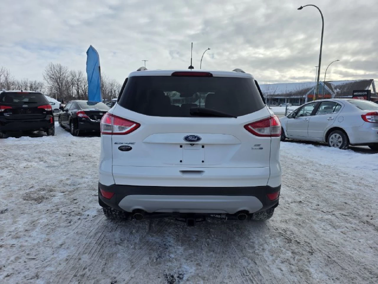 2014 Ford Escape JAMAIS ACCIDENTEE**AWD**NAVIGATION**CAMERA DE RECUL**SIEGES CHAUFFANTS**MAGS** Financement 1Ère, 2e et 3e chance !! 100% ApprouvÉ Main Image