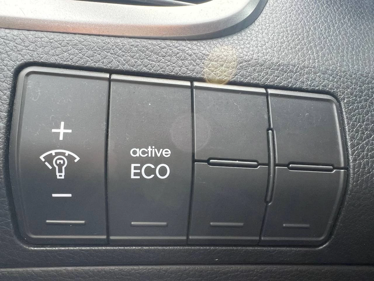 2013 Hyundai Elantra GT GLS**TOIT OUVRANT PANARAMIQUE**SIEGES CHAUFFANTS**MAGS** Image principale