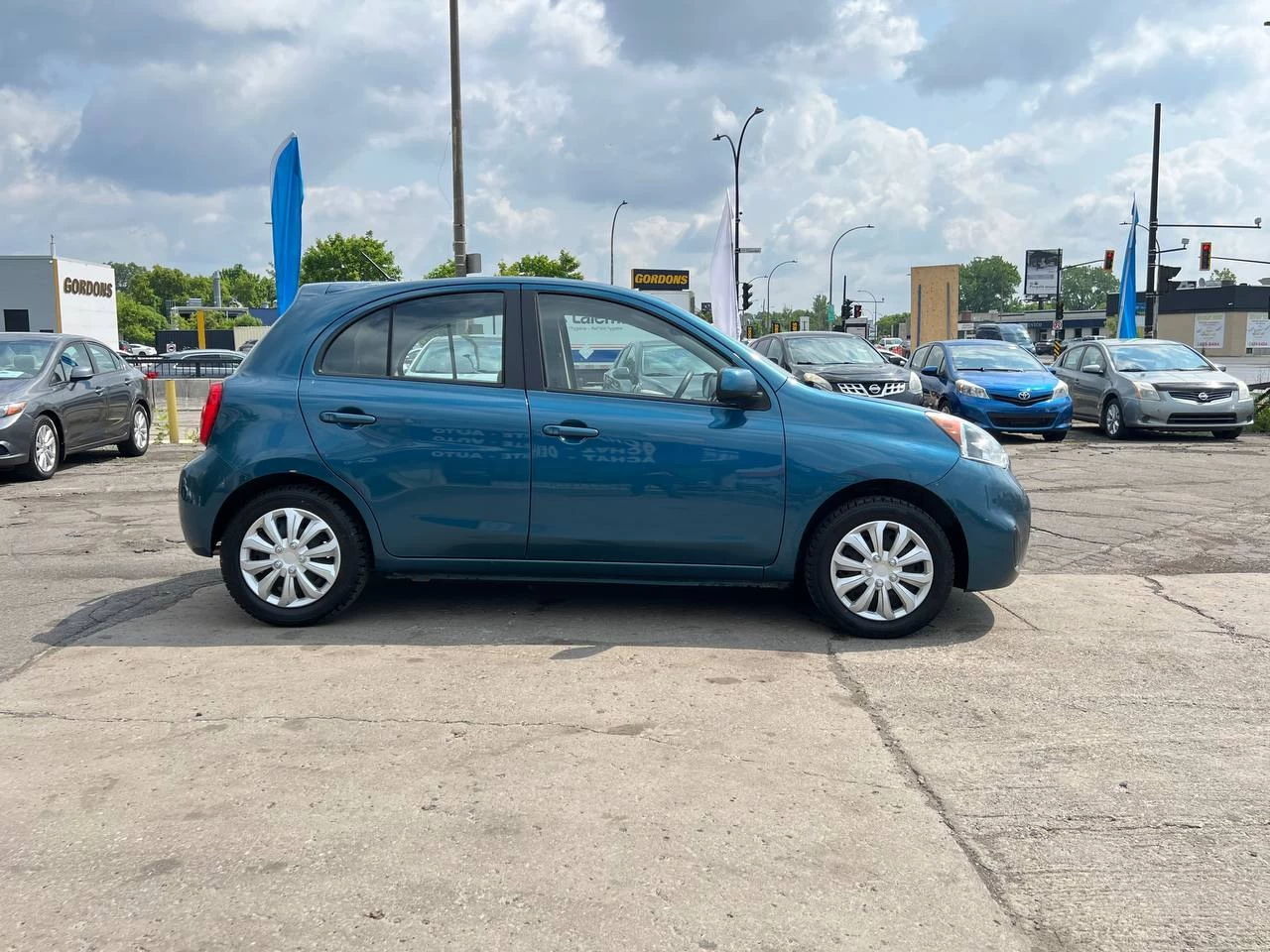 2015 Nissan Micra SV**CAMERA DE RECUL**SIEGES CHAUFFANTS**REG DU VITESSE*** Image principale