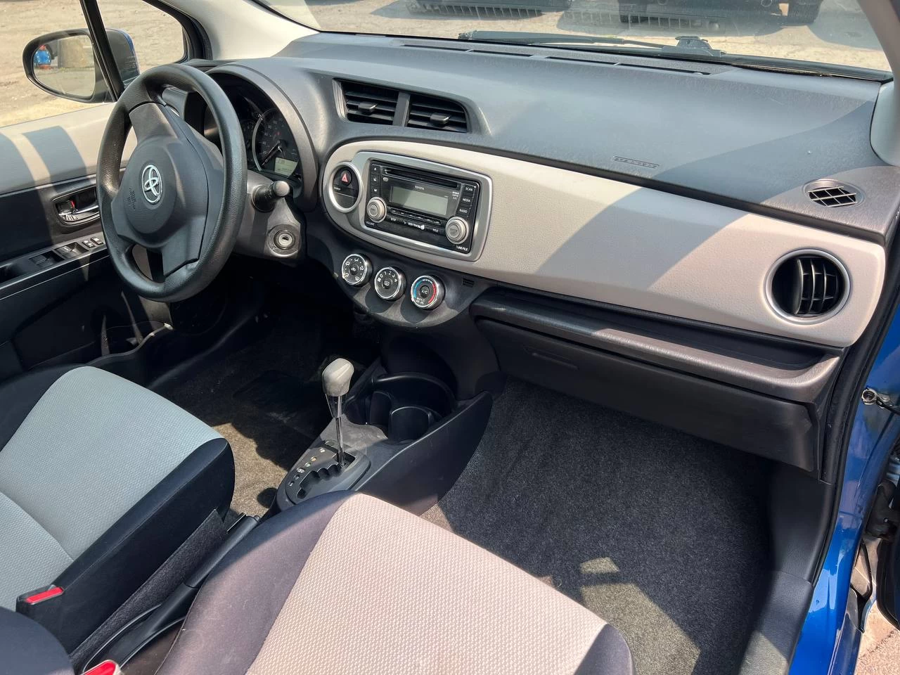 2012 Toyota Yaris LE**Un PropriÉtaire**Jamais accidente **BAS KILOMETRAGE** Image principale