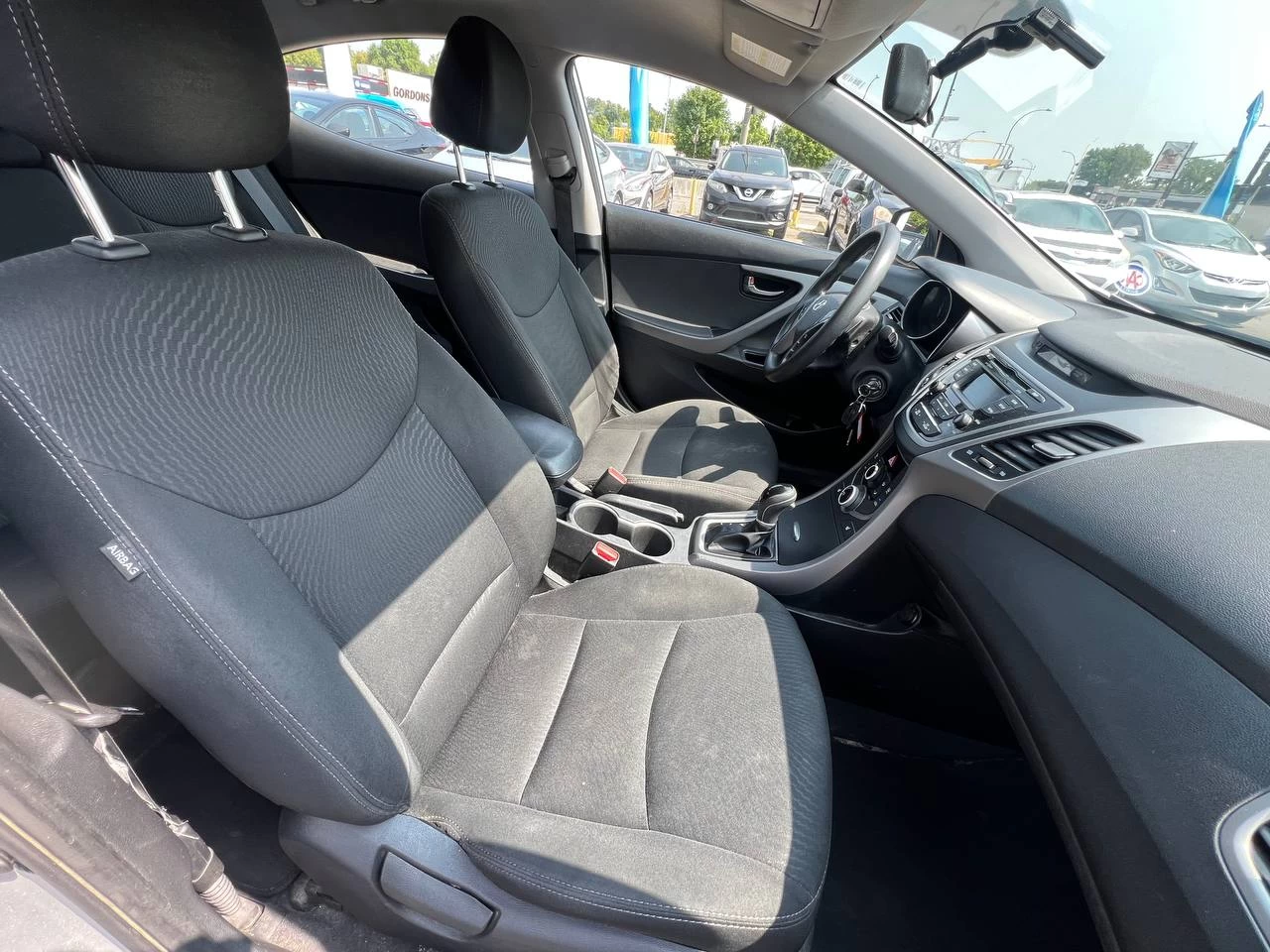 2015 Hyundai Elantra GL**Un PropriÉtaire**SIEGES CHAUFFANTS**BLUETOOTH** Image principale