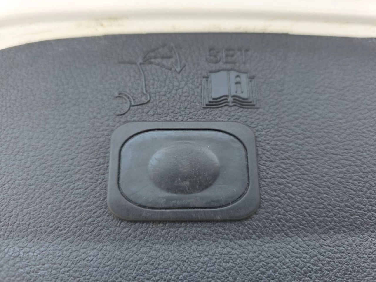 2014 Ford Escape JAMAIS ACCIDENTEE**AWD**NAVIGATION**CAMERA DE RECUL**SIEGES CHAUFFANTS**MAGS** Financement 1Ère, 2e et 3e chance !! 100% ApprouvÉ Main Image