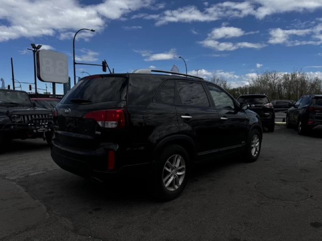 Kia Sorento LX**AWD**4 Cylinders**SIEGES CHAUFFANTS**MAGS** 2015