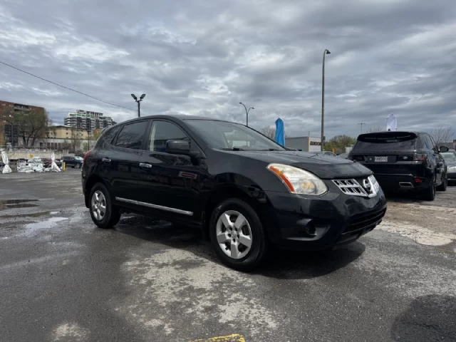 Nissan Rogue S** 2013