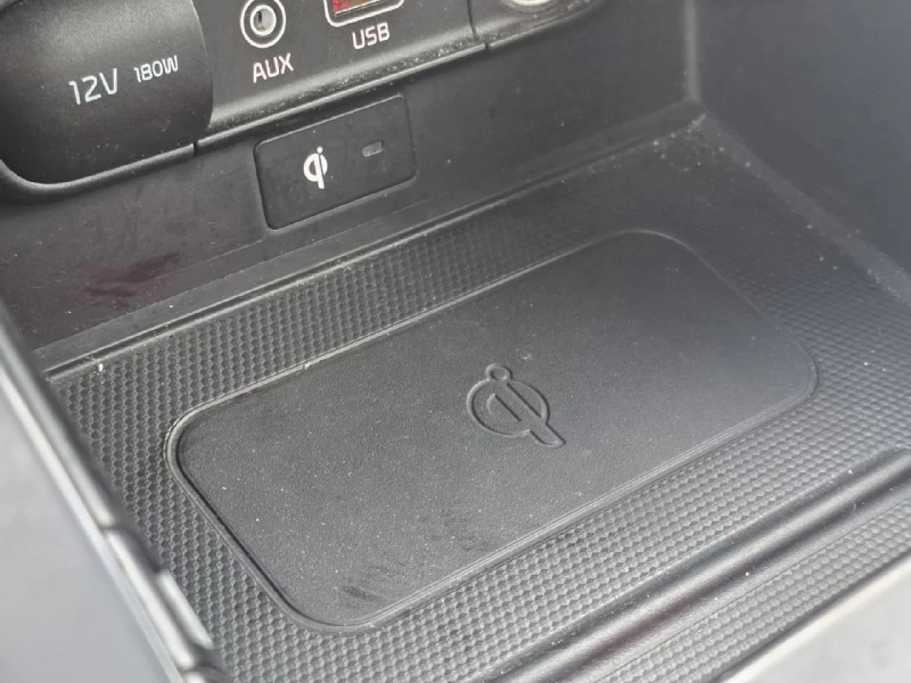 2019 Kia Sorento **LX**7 PASSAGERS**AWD**CAMERA DE RECUL**SIEGES CHAUFFANTS**MAGS**EN SPECIAL** Image principale