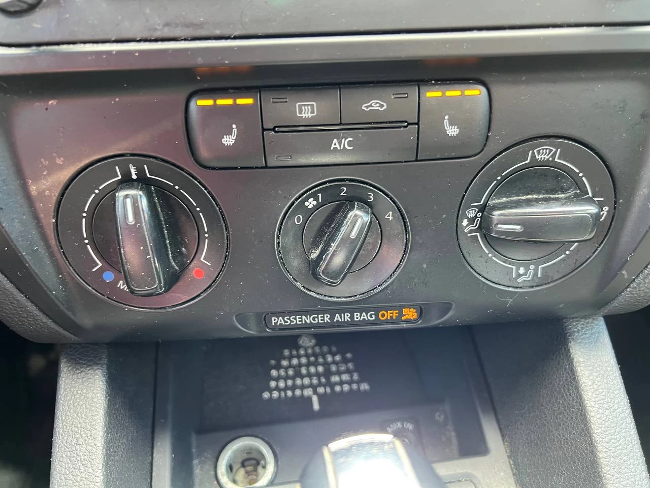 2013 Volkswagen Jetta Trendline**SIEGES CHAUFFANTS**Mags** Image principale