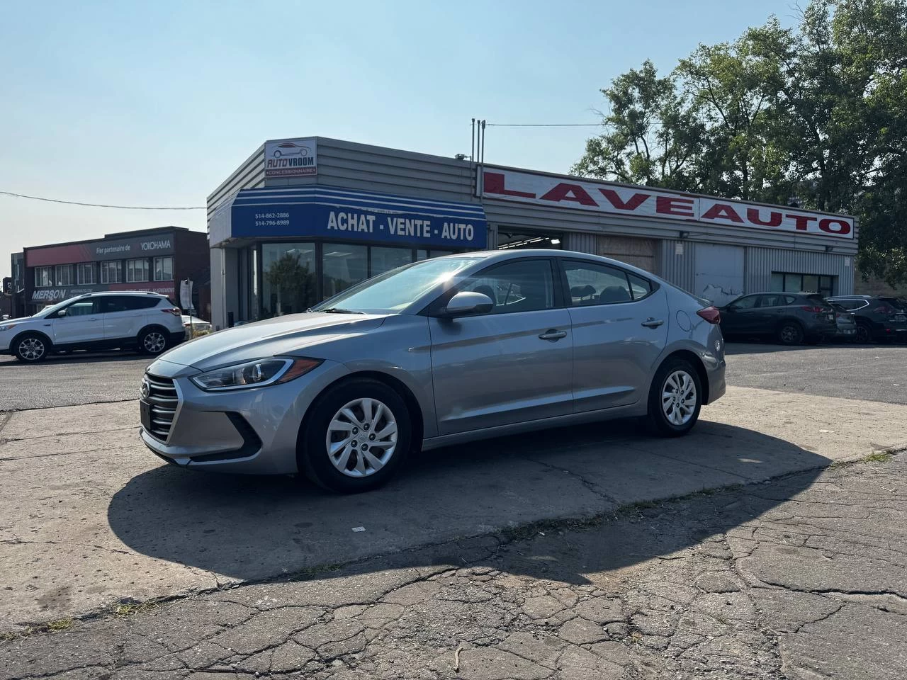 2017 Hyundai Elantra LE**SAAQ CERTIFIEE**SIEGES CHAUFFNATS**MODE ECHO** Main Image
