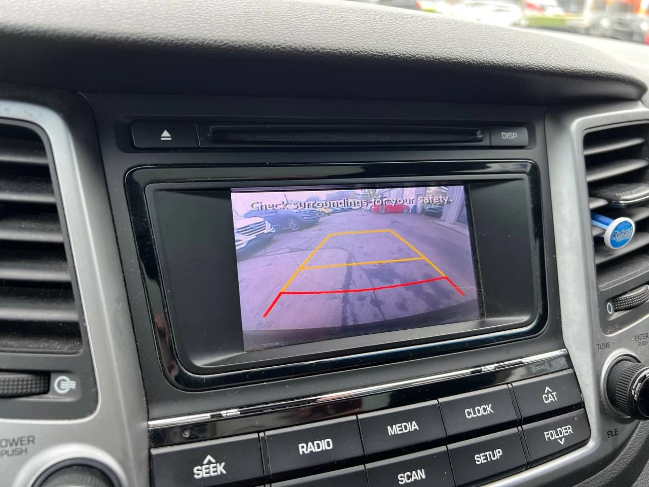 2017 Hyundai Tucson SE**Jamais Accidentee**SAAQ Certifie**TOIT OUVRANT PANORAMIQUE**SIEGE EN CUIR**CAMERA DE RECUL**SIEGES CHAUFFNATS AVANT ET ARRIERE**Volant Chauffant**Alerte d'angle Mort**MAGS** Image principale