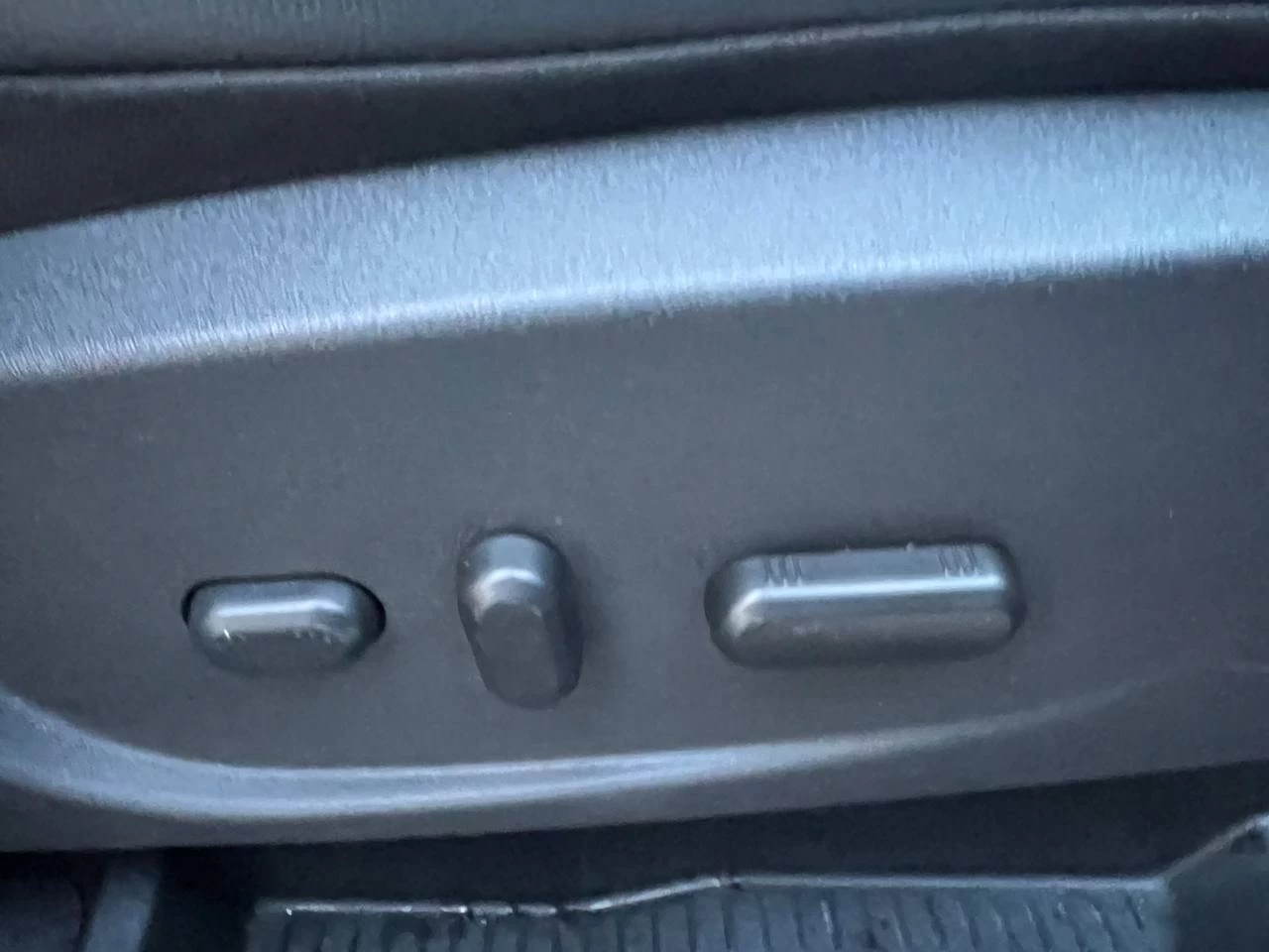 2017 Ford Escape Titanium**AWD**JAMAIS ACCIDENTEE**SAAQ CERTIFIEE**Toit Ouvrant Panoramique**ANGLE MORT**CamÉra de Recul**SIEGES EN CUIR**Navigation**SIEGES CHAUFFANTS**VOLANT CHAUFFANT**dÉmarrage À distance**MAGS** Image principale