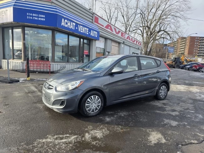 Hyundai Accent - 2012