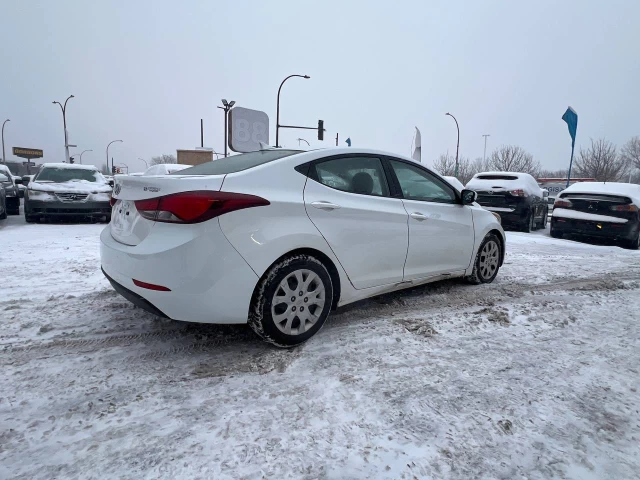 Hyundai Elantra GL**SIEGES CHAUFFANTS** 2015