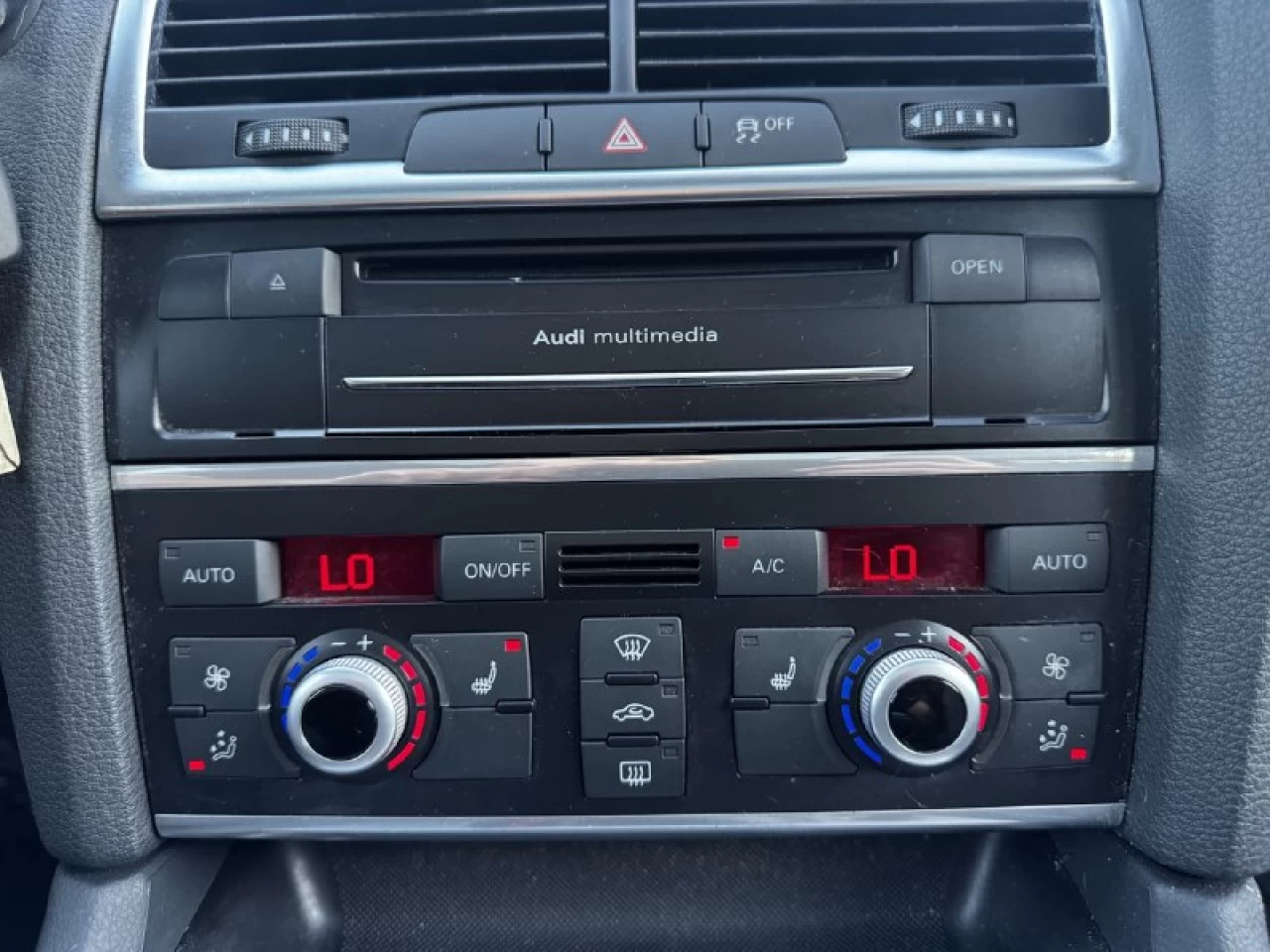 2014 Audi Q7 3.0L TDI Progressiv**SAAQ CERTIFIEE**DIESELE**AWD**7 Passagers**TOIT OUVRANT**CAMERA DE RECULE**SIEGES CHAUFFNATS**MAGS** Image principale