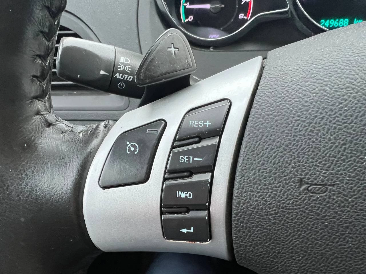 2010 Chevrolet Malibu LT Platinum Edition Main Image