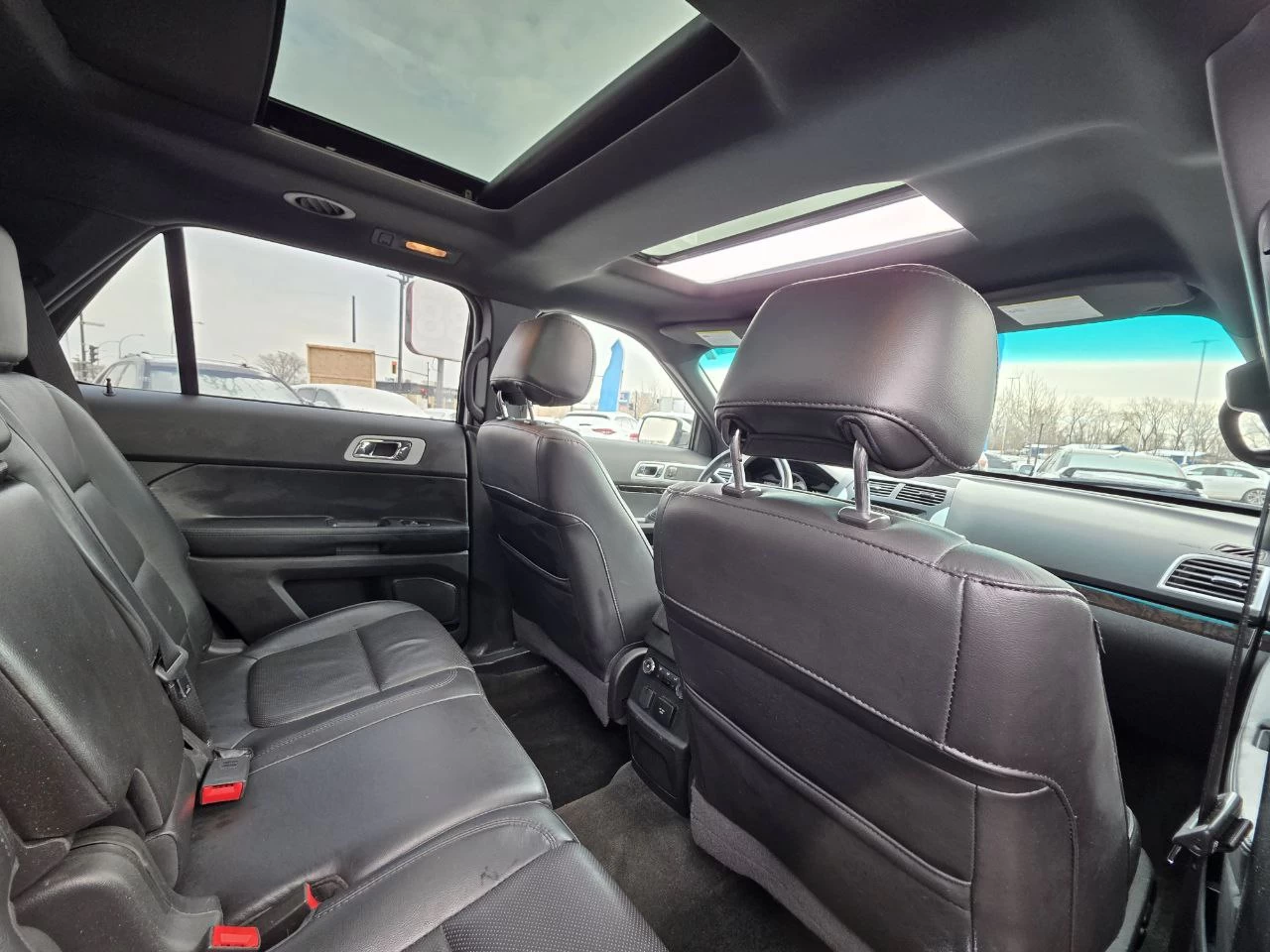 2014 Ford Explorer **LIMITEE**JAMAIS ACCIDENTEE**NAVI**7 PASSAGERS**CUIR**TOIT PANO**CAMERA DE RECUL**MAGS**TOUTE EQUIPEE** Image principale