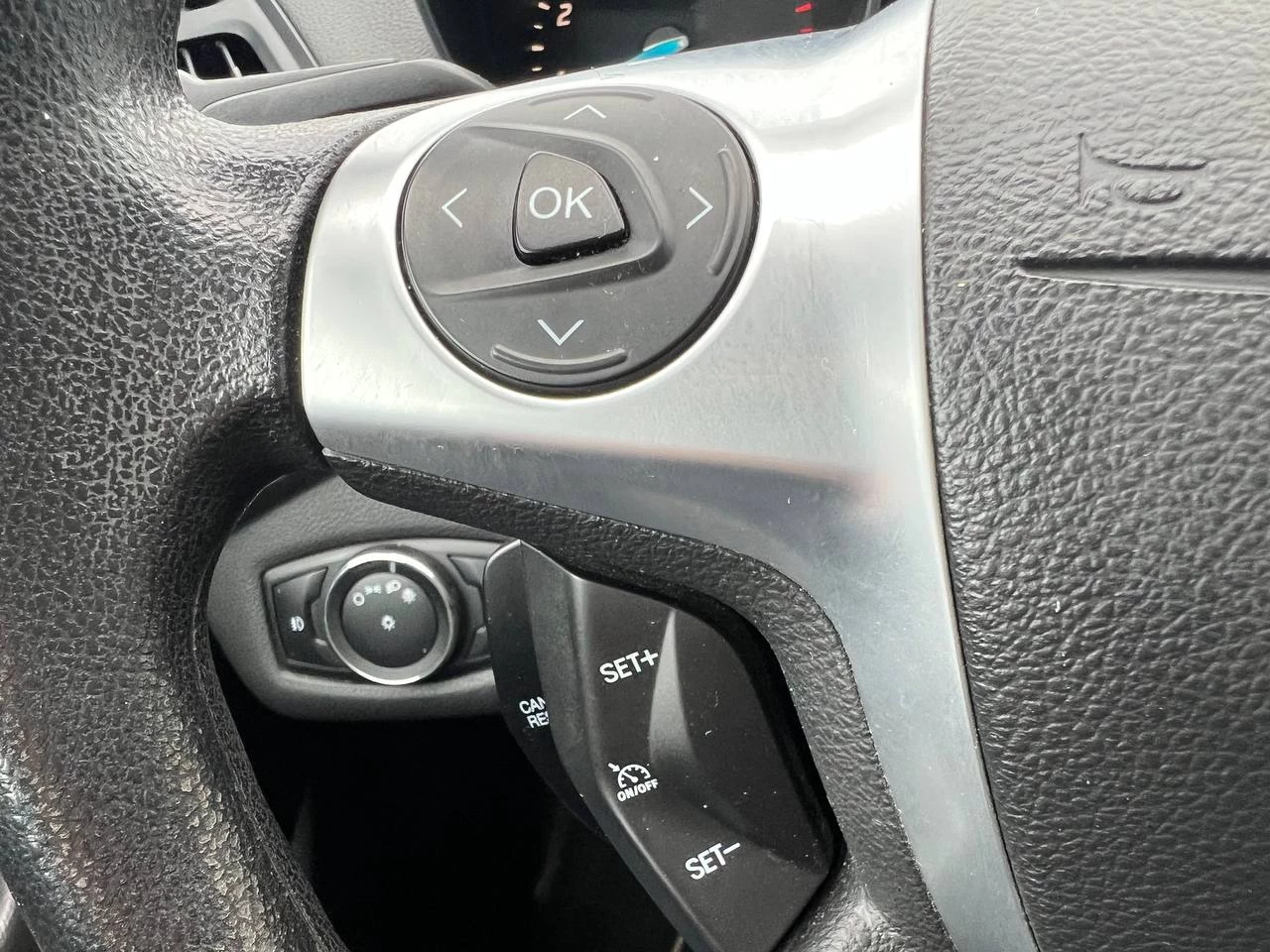 2014 Ford Escape SE**AWD**Jamais Accidente**CamÉra de Recul**SIEGES CHAUFFANTS**MAGS** Image principale