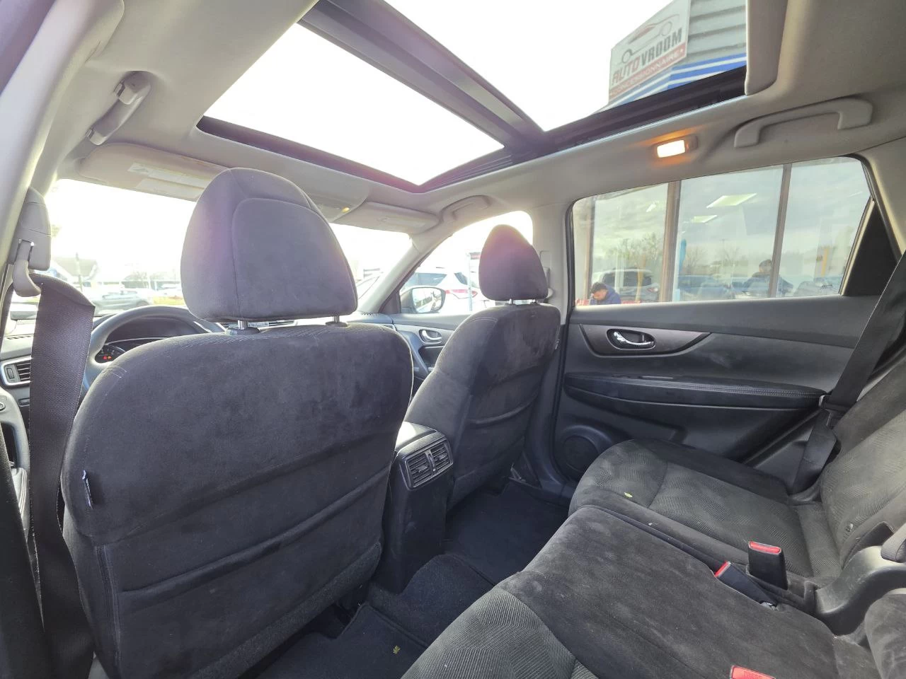 2014 Nissan Rogue **SV**JAMAIS ACCIDENTEE**SAAQ CERTIFIEE**TOIT PANORAMIQUE**CAMERA DE RECUL**SIEGES CHAUFFANTS**MAGS** Main Image