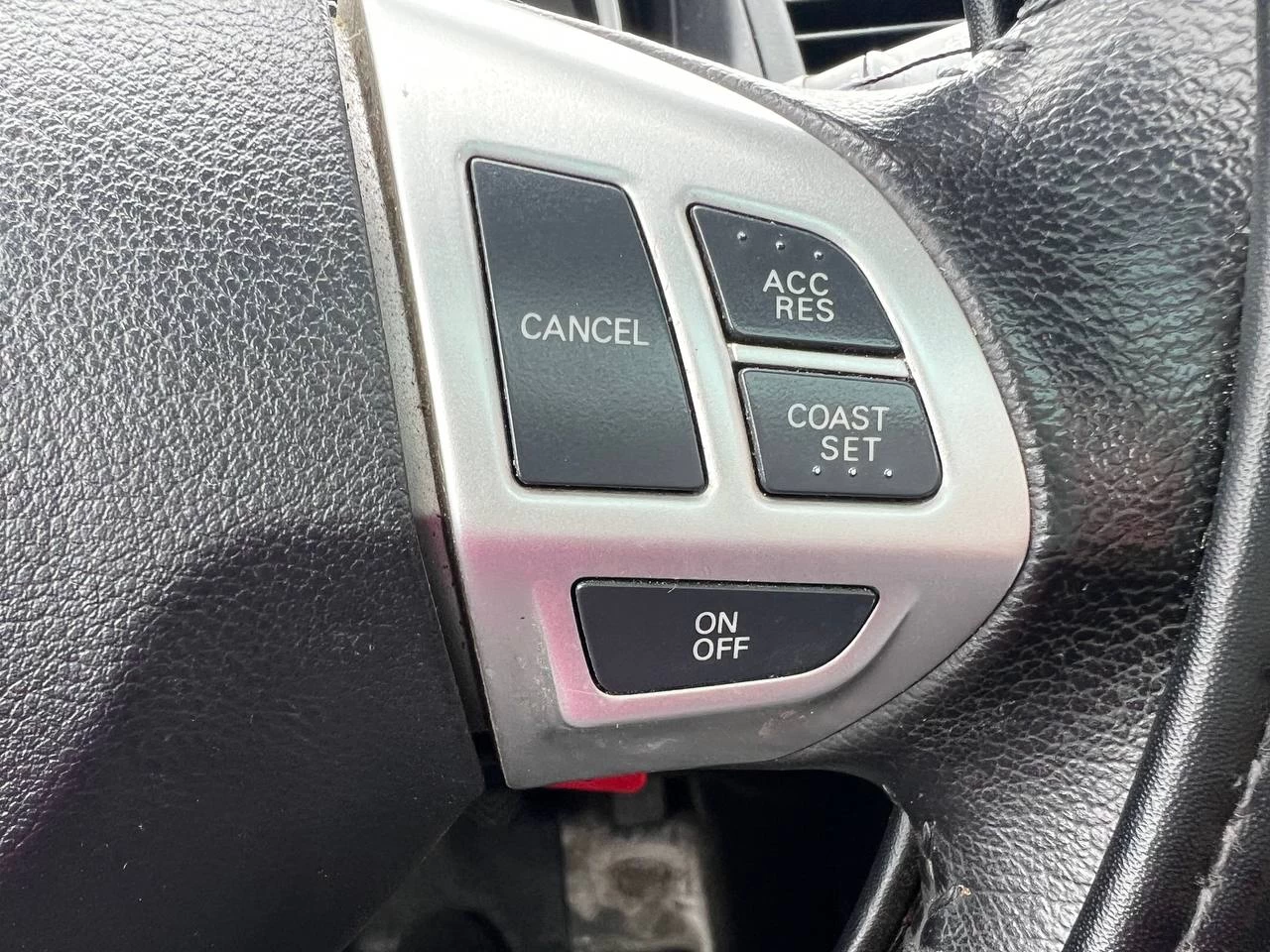 2015 Mitsubishi Lancer LIMITED** Jamais accidente**TOIT OUVRANT**SIEGES CHAUFFANTS**MAGS**AIRCLIM** Image principale