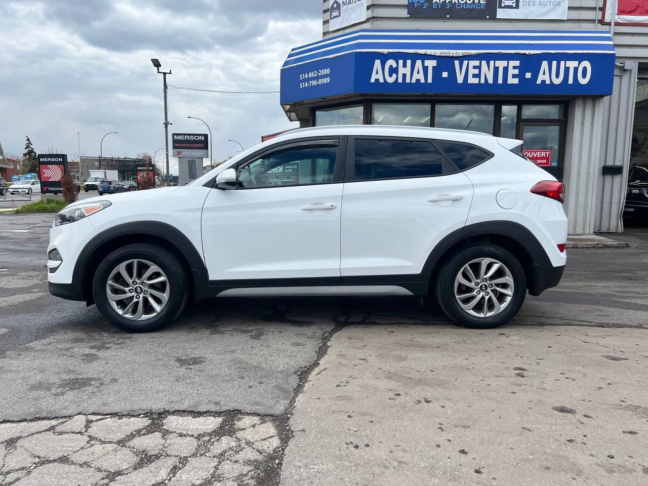 2017 Hyundai Tucson Premium**SAAQ Certifie**CAMERA DE RECUL**ANGLE MORT**SIEGES CHAUFFANTS**Volant Chauffant**MAGS Image principale