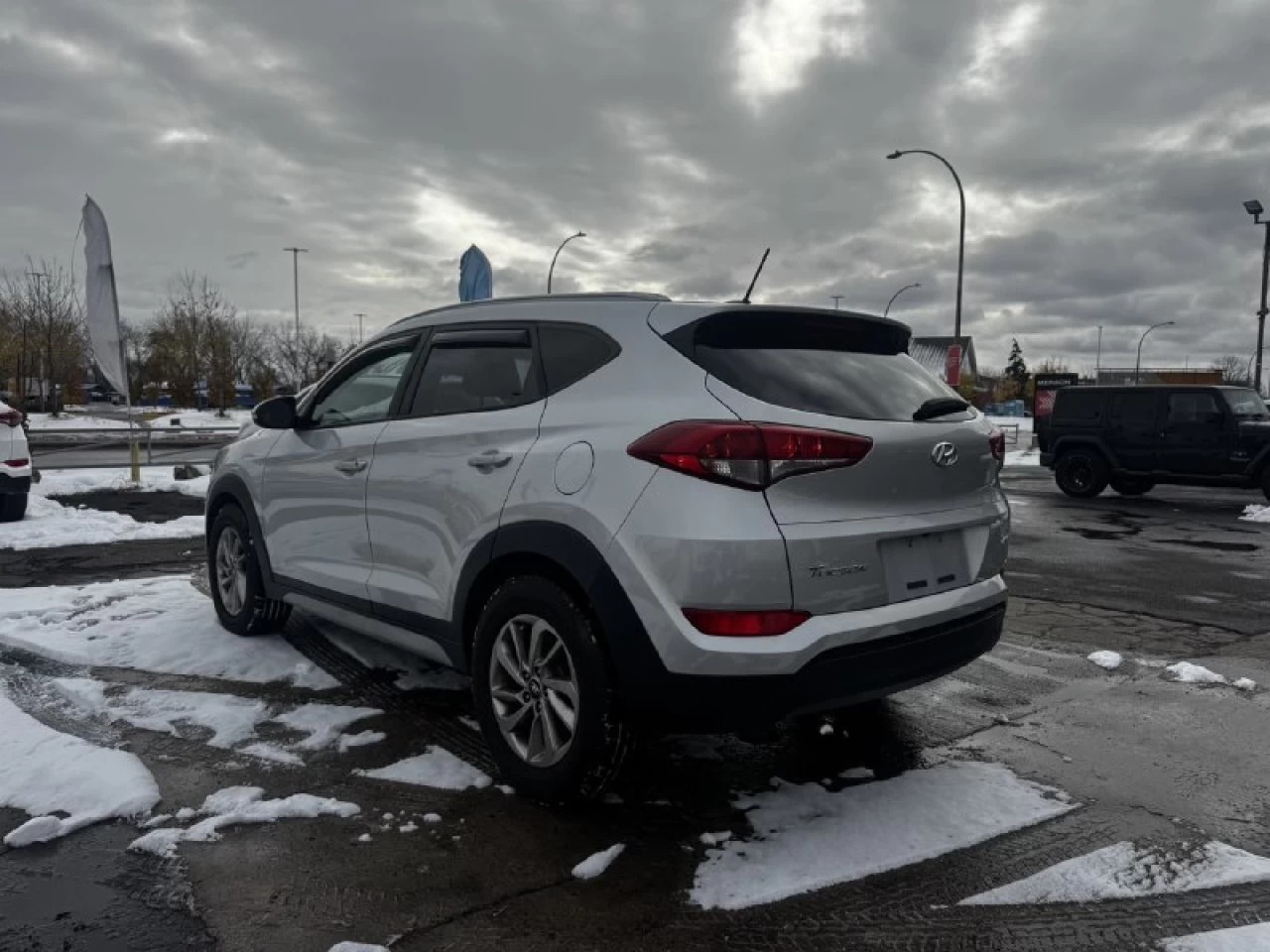 2017 Hyundai Tucson Premium**AWD**SAAQ CERTIFIEE**CamÉra de Recul**Volant Chauffant**SIEGES CHAUFFNATS AVANT ET ARRIERE**ANGLE MORT**MAGS** Main Image