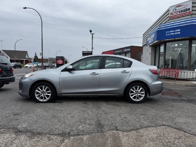 Mazda 3 GX**Financement 1ère, 2e et 3e chance !! 100% Approuvé 2013