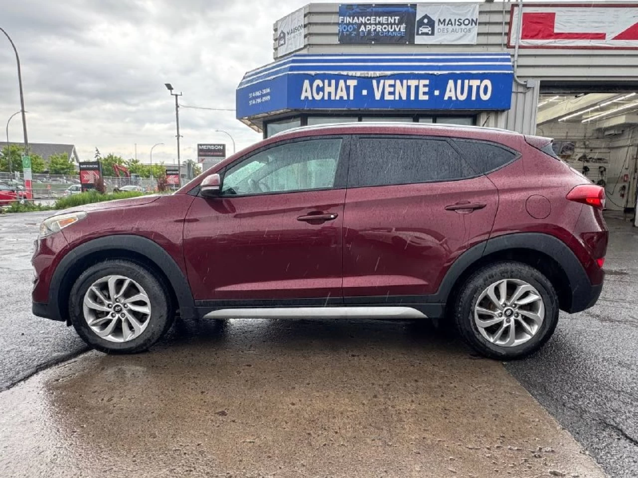 2017 Hyundai Tucson Premium **CamÉra de Recul**Volant Chauffant**SIEGES CHAUFFNATS AVANT ET ARRIERE**ANGLE MORT**MAGS** Image principale