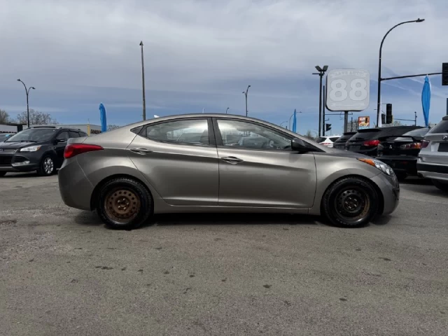 Hyundai Elantra GL**SIEGES CHAUFFANTS**MODE ECO**REGULATEURE DE VITESSE** 2013