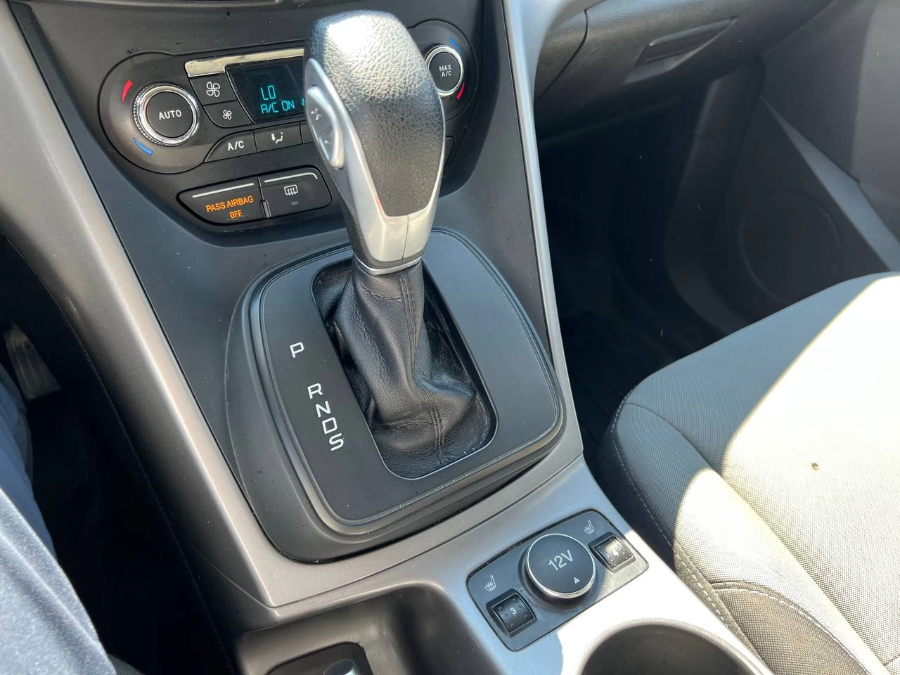 2015 Ford Escape SE**AWD**SAAQ CERTIFIEE**Jamais accidente**CamÉra de Recul**Navigation**SIEGES CHAUFFANTS**MAGS**DÉmarreur À Distance** Image principale