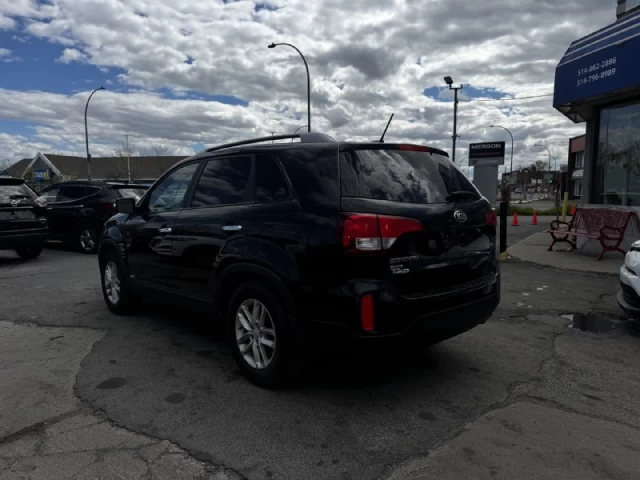 Kia Sorento LX**AWD**4 Cylinders**SIEGES CHAUFFANTS**MAGS** 2015