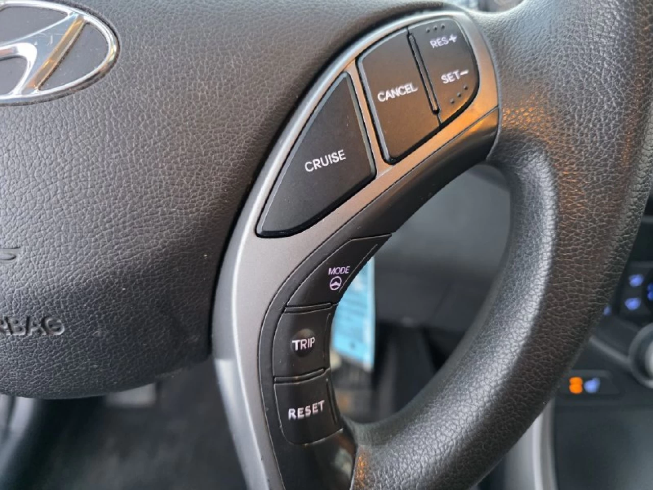 2014 Hyundai Elantra GL**SAAQ CERTIFIEE**SIEGES CHAUFFANTS** Image principale