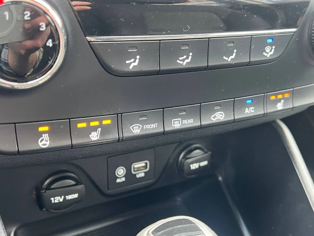 Hyundai Tucson Premium**SAAQ Certifie**CAMERA DE RECUL**ANGLE MORT**SIEGES CHAUFFANTS**Volant Chauffant**MAGS 2017