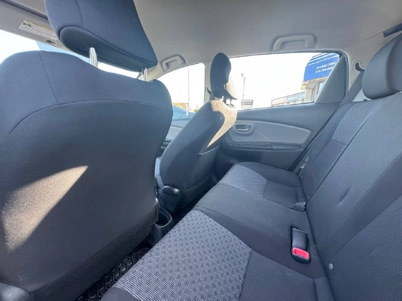 2016 Toyota Yaris LE**Jamais Accidente** Image principale