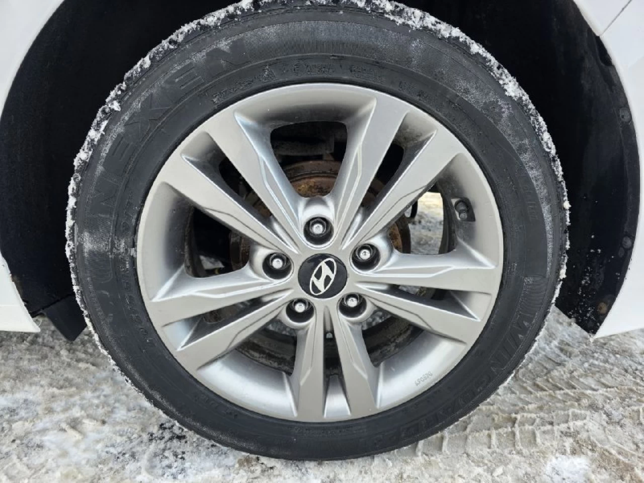 2018 Hyundai Elantra **GL**CAMERA DE RECUL**ANGLE MORT**SIEGES CHAUFFANTS**MAGS**Financement 1Ère, 2e et 3e chance !!! 100% ApprouvÉ !! Image principale