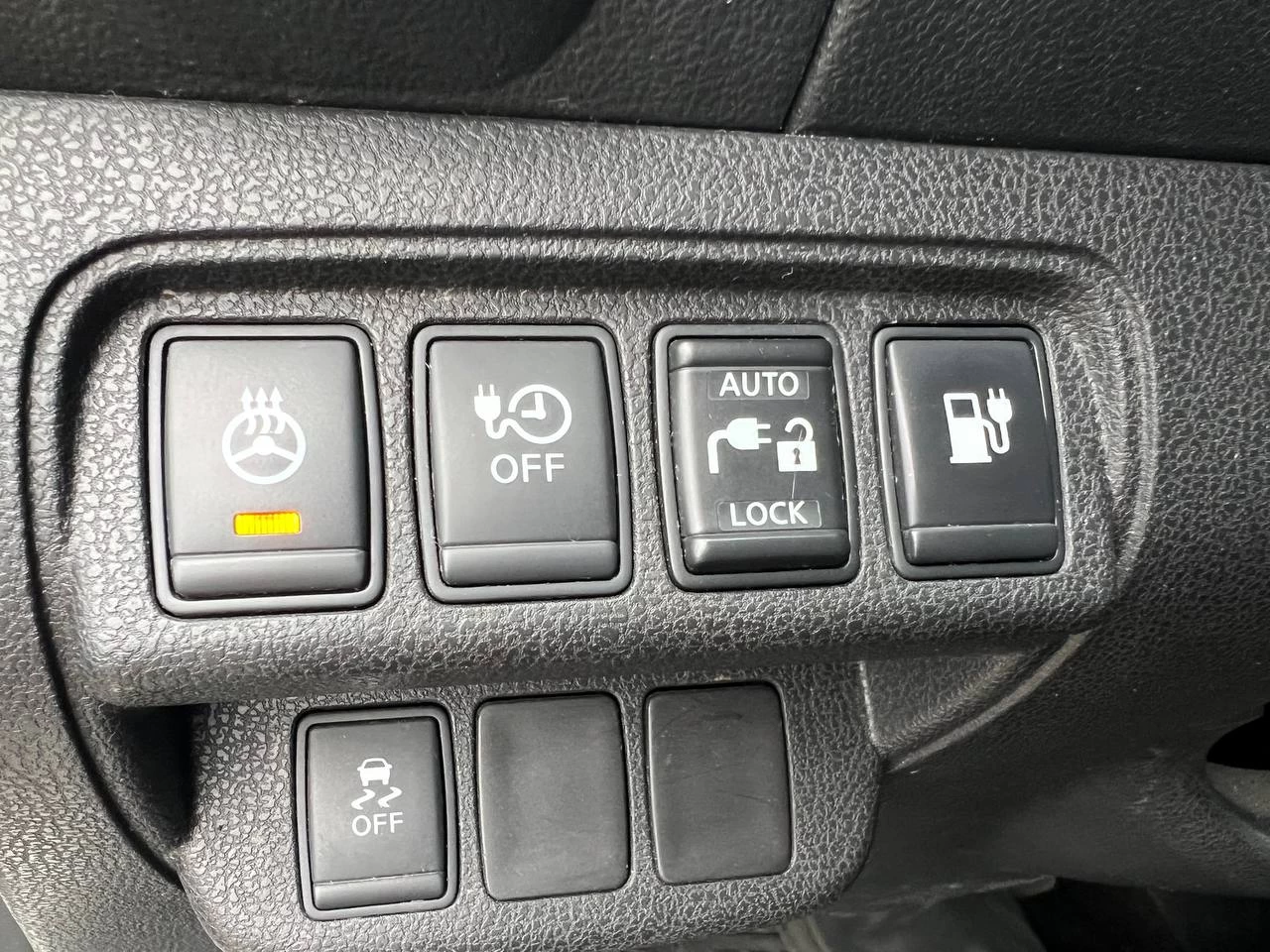 2015 Nissan LEAF SV**Jamais Accidentee**CAMERA DE RECUL**SIEGES CHAUFFANTS EN AVANT ET ARRIERE**VOLANT CHAUFFANTS Image principale