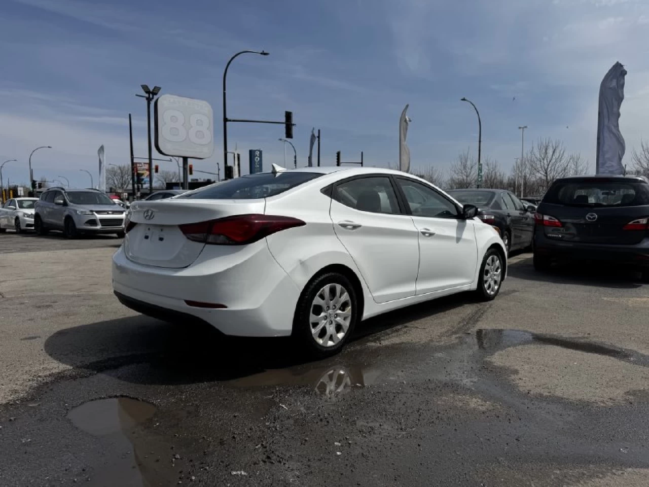 2014 Hyundai Elantra GL**SIEGES CHAUFFANTS**DÉmarreur À Distance** Image principale