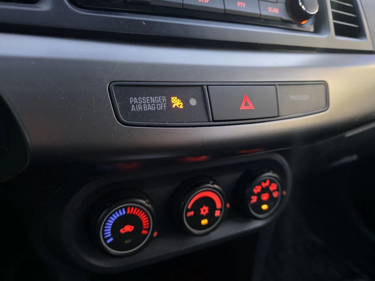 2014 Mitsubishi Lancer SE**AWD**SAAQ CERTIFIEE**SIEGES CHAUFFNATS**MAGS**Financement 1Ère, 2e et 3e chance !! 100% ApprouvÉ Main Image