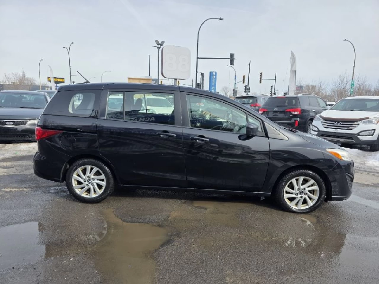 2015 Mazda 5 GS**Jamais Accidente**Tres Bien Entretenu**6 PASSAGERS**MAGS**EN SPECIAL** Image principale
