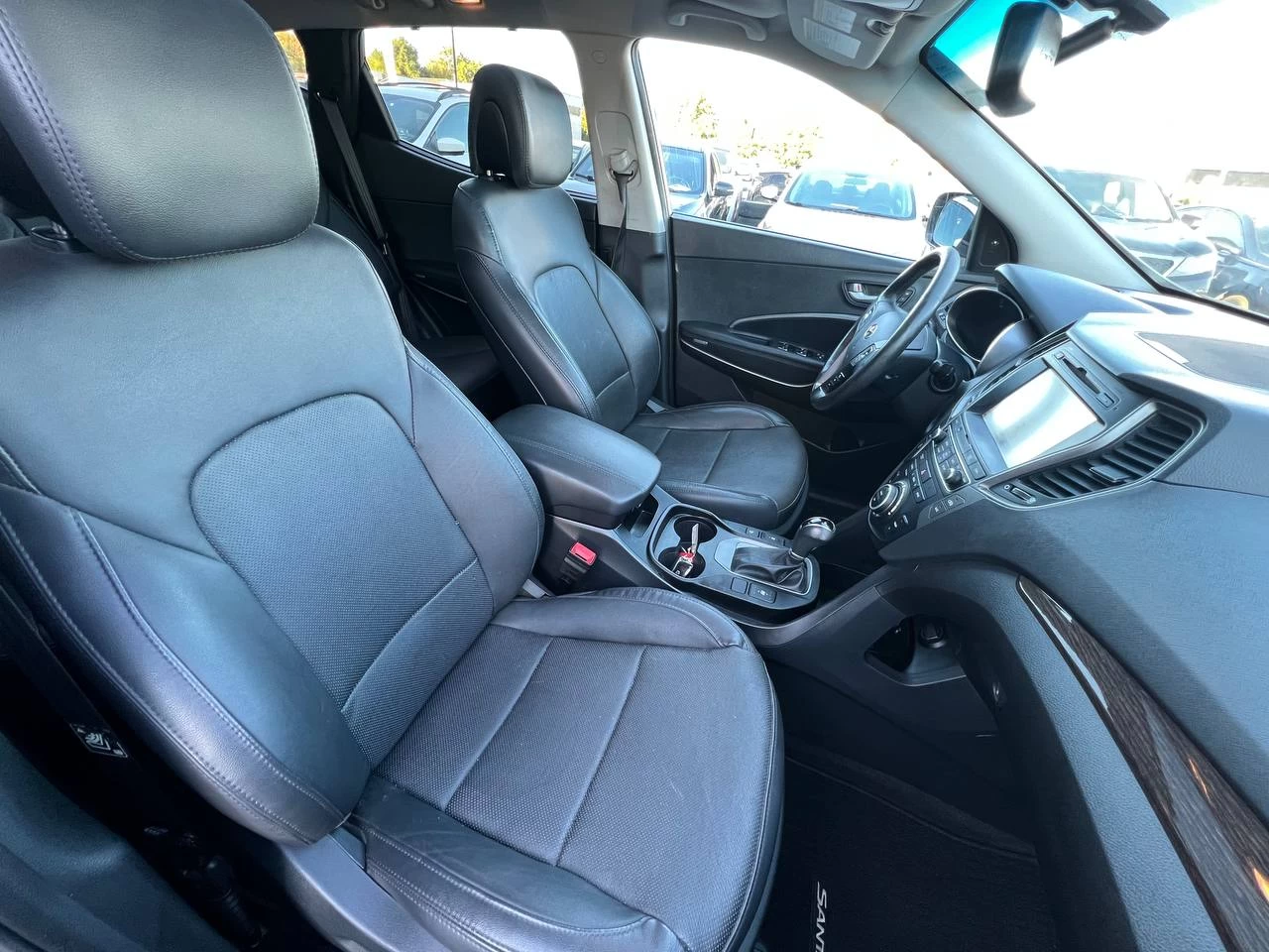 2017 Hyundai Santa Fe Sport Limited**AWD**Jamais Accidente**SAAQ CERTIFIEE**TOIT OUVRANT PANORAMIQUE**SIEGE EN CUIR**CAMERA DE RECUL**SIEGES CHAUFFNATS AVANT ET ARRIERE**Siege Ventile**Volant Chauffant**Navigation**Alerte d'angle Mort**MAGS** Image principale