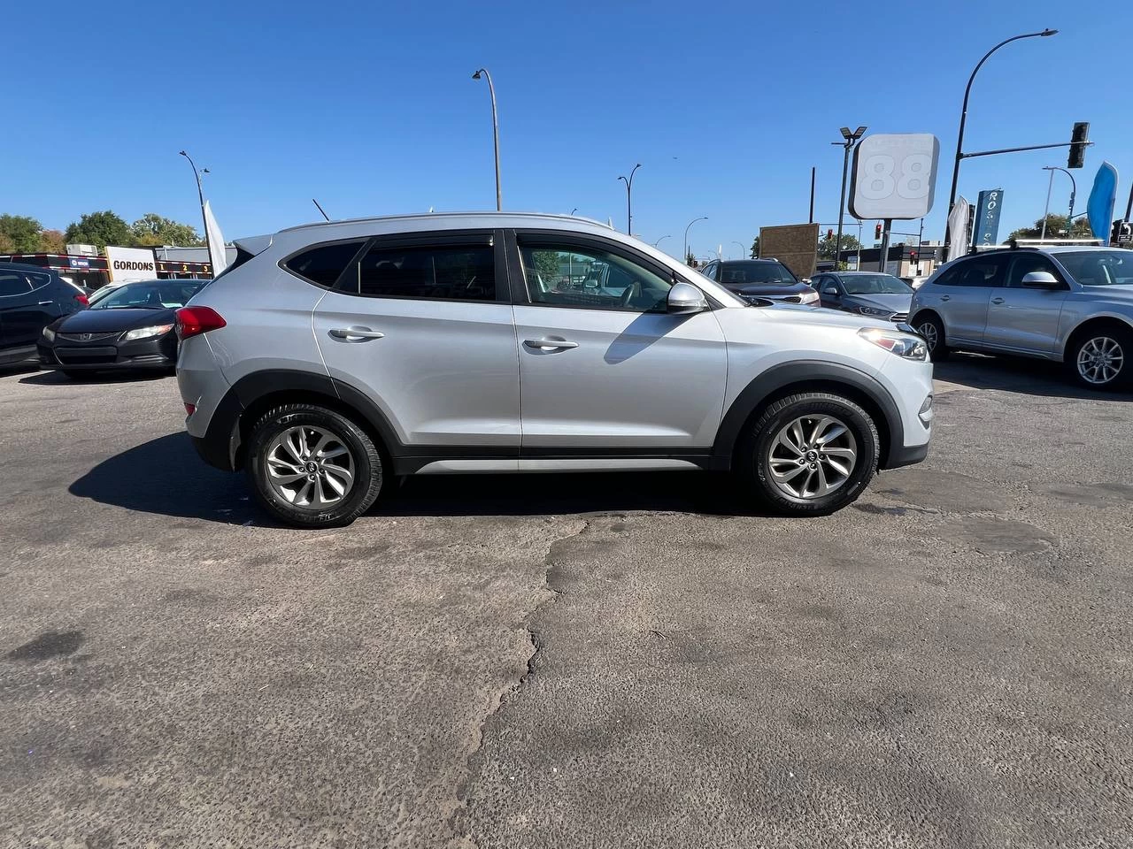 2017 Hyundai Tucson Premium**AWD**SAAQ CERTIFIEE**CamÉra de Recul**Volant Chauffant**SIEGES CHAUFFNATS AVANT ET ARRIERE**ANGLE MORT**MAGS** Image principale