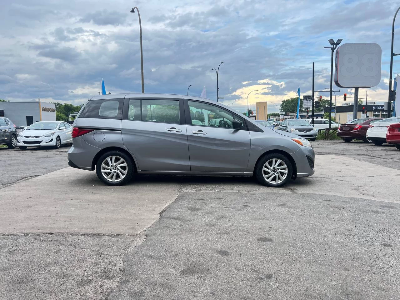 2013 Mazda 5 GS**6 PASSAGERS**Mags** Image principale