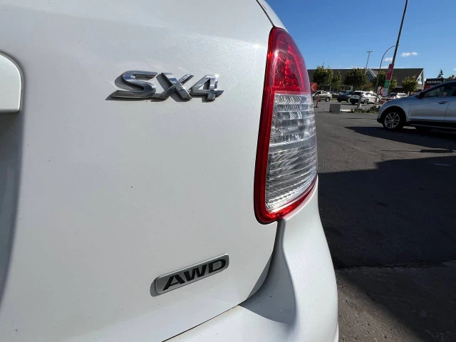 Suzuki SX4 JX**AWD**MAGS** 2010