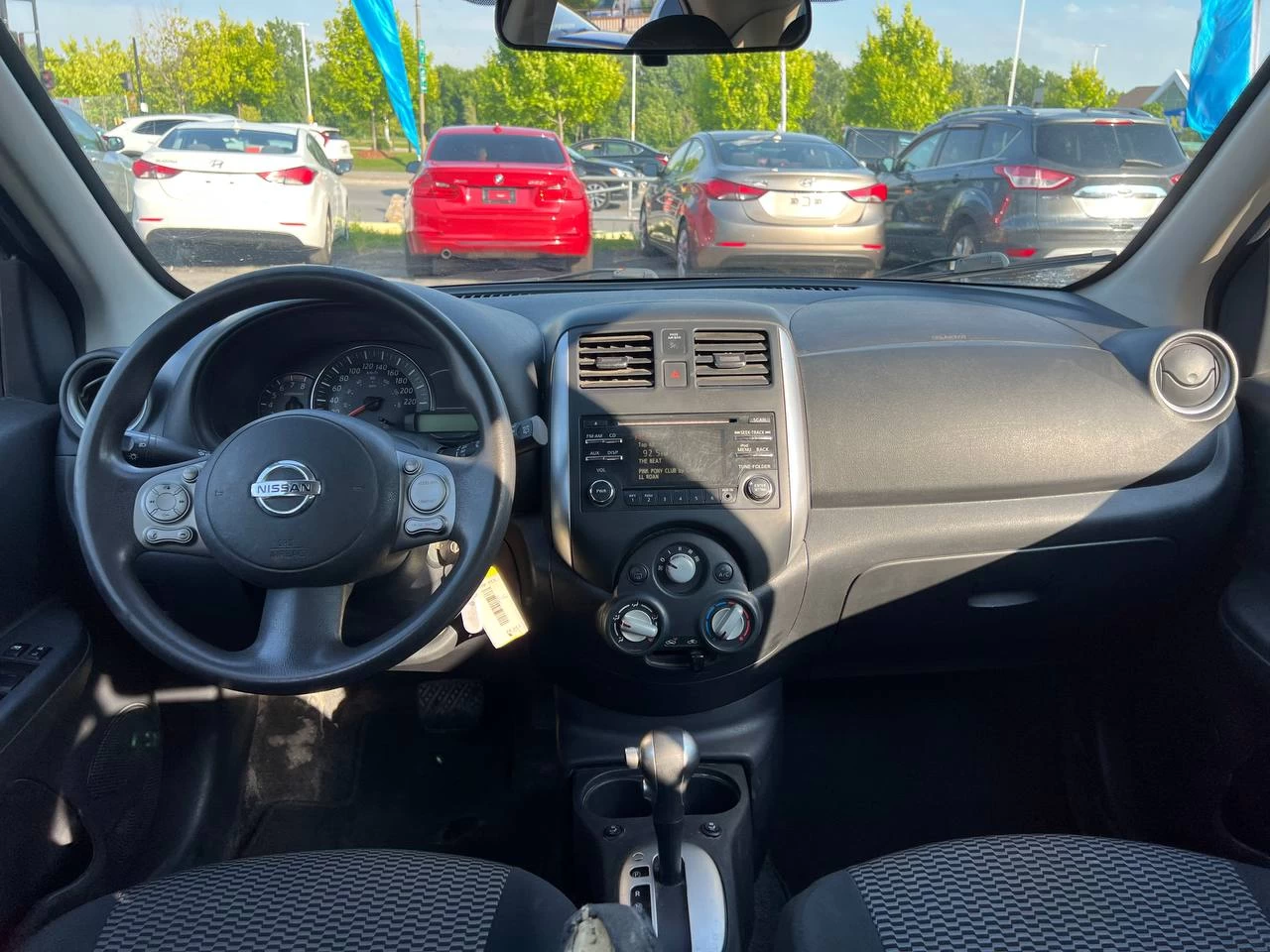 2015 Nissan Micra SV**CAMERA DE RECUL**SIEGES CHAUFFANTS**REG DU VITESSE*** Image principale