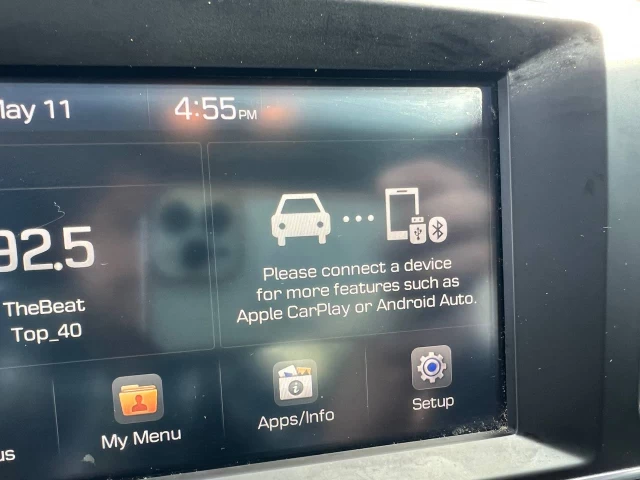 Hyundai Elantra GL**SAAQ Certifie**CAR PLAY**CAMERA DE RECULE**SIEGES CHAUFFANTS**VOLANT CHAUFFANTS**ANGLE MORT**MAGS** 2017