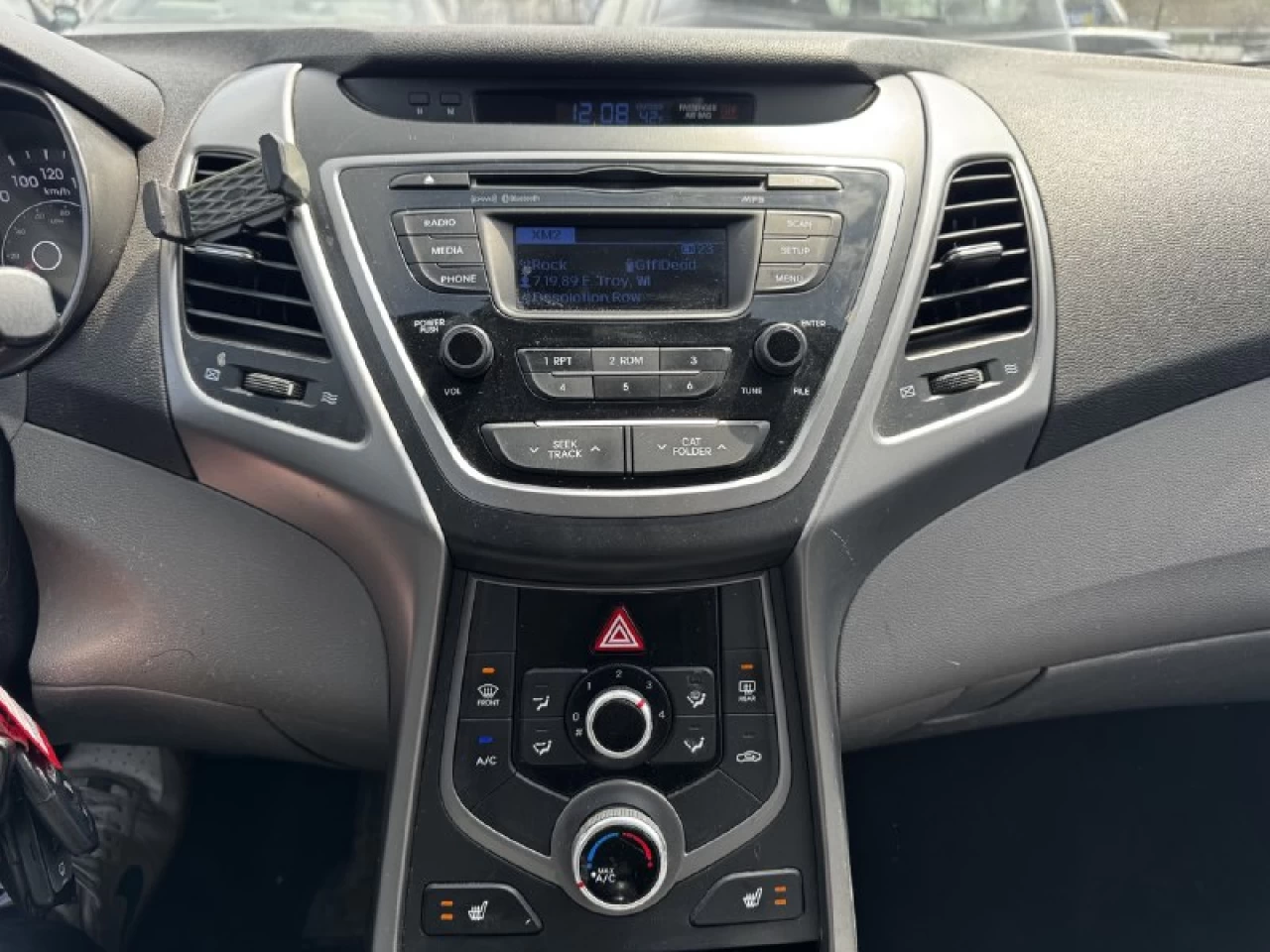 2014 Hyundai Elantra GL**SIEGES CHAUFFANTS**DÉmarreur À Distance** Image principale