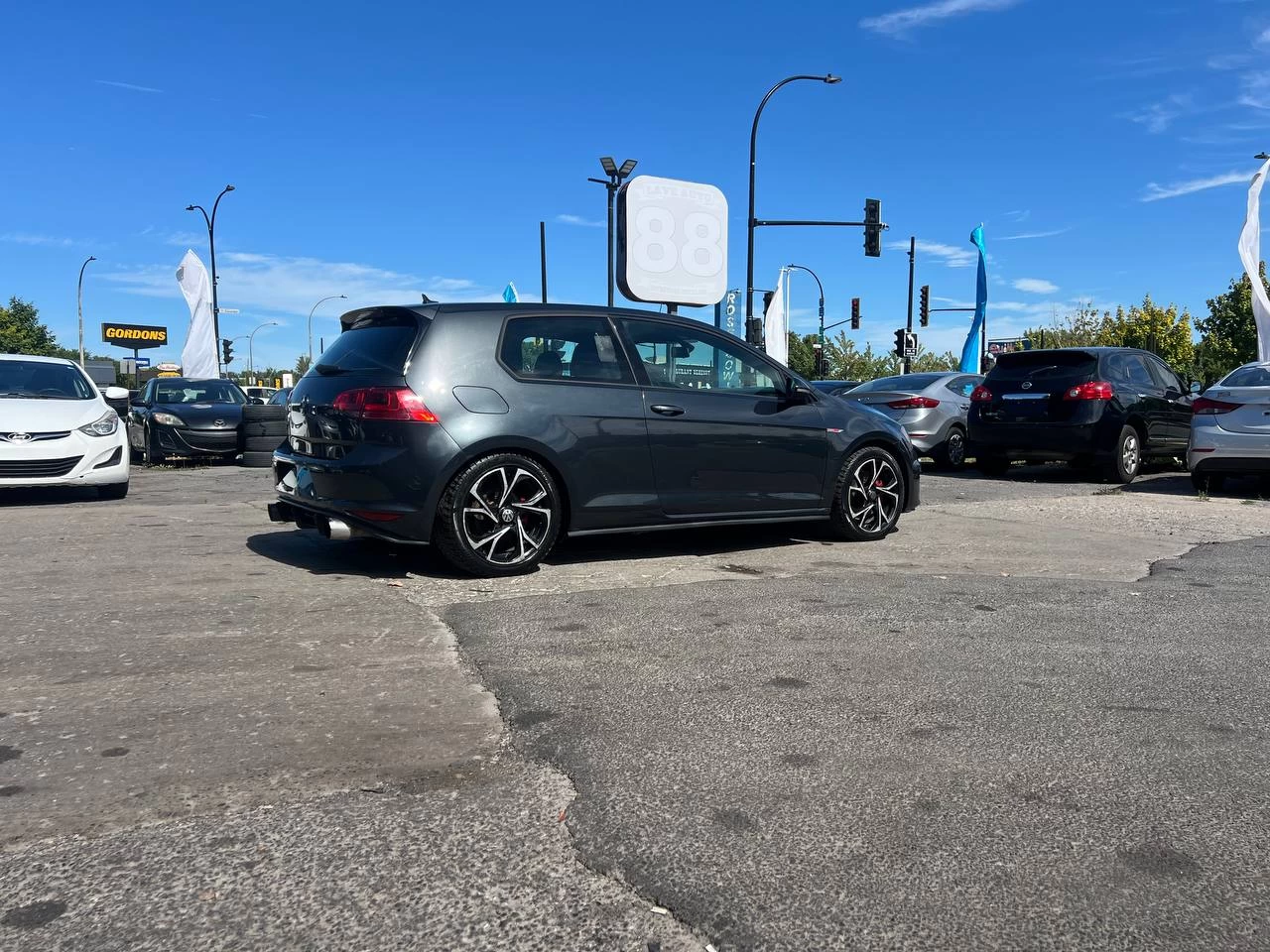 2015 Volkswagen Golf GTI**COUP**SIEGES CHAUFFANTS**MAGS** Main Image