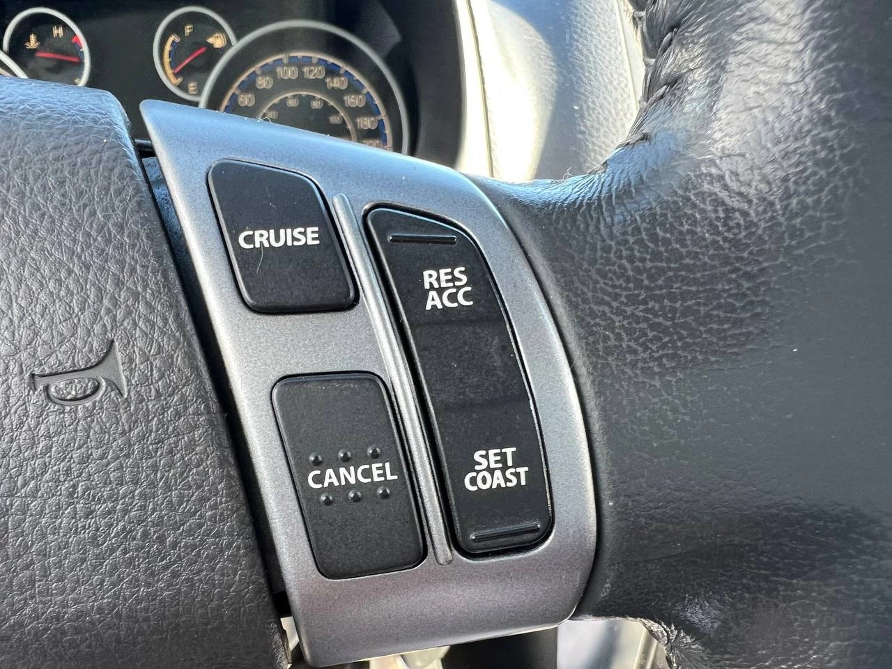 2010 Suzuki SX4 JX**AWD**MAGS** Image principale