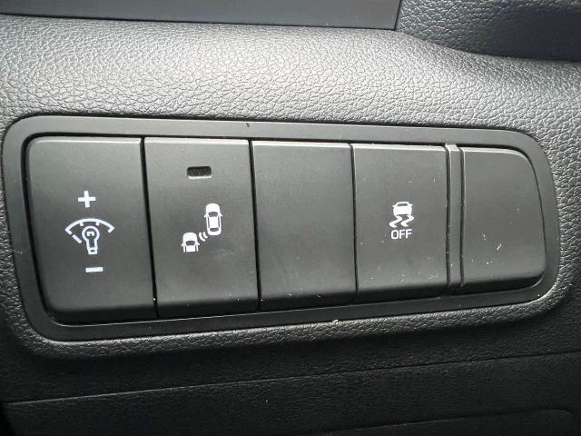 Hyundai Tucson Premium**AWD**Jamais Accidentee**SAAQ Certifie**CAMERA DE RECUL**SIEGES CHAUFFANTS**MAGS**SIEGES CHAUFFANTS ARRIERE**Alerte d'angle Mort** 2016