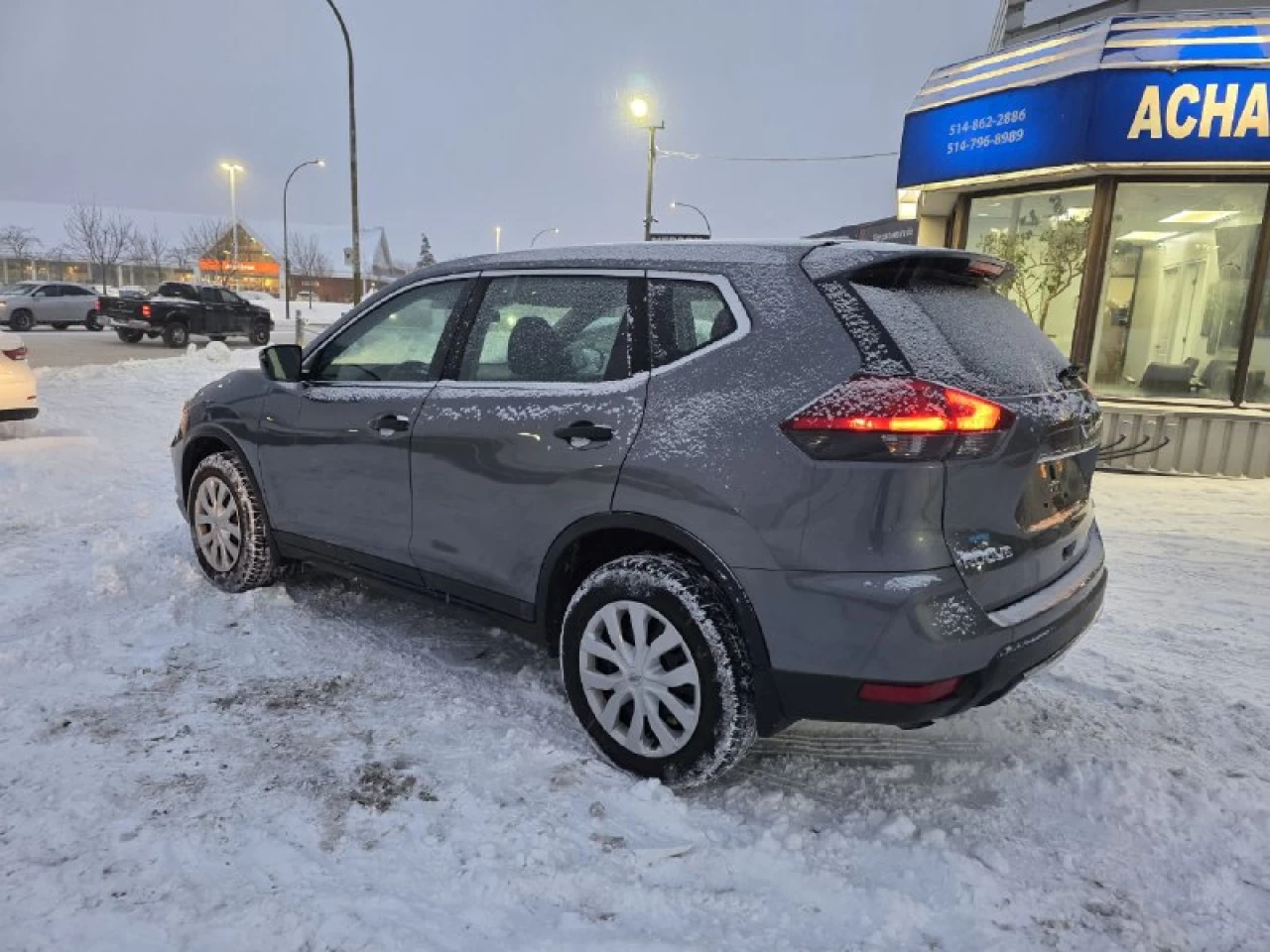 2017 Nissan Rogue S**AWD**CAMERA DE RECULE**SIEGES CHAUFFANTS** Image principale