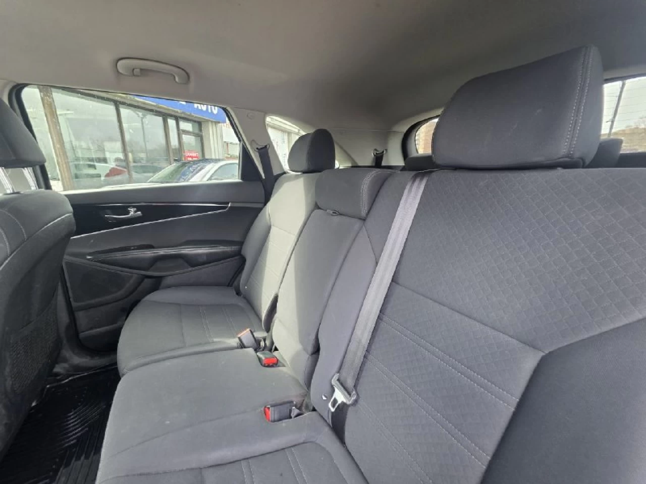 2019 Kia Sorento **LX**7 PASSAGERS**AWD**CAMERA DE RECUL**SIEGES CHAUFFANTS**MAGS**EN SPECIAL** Image principale