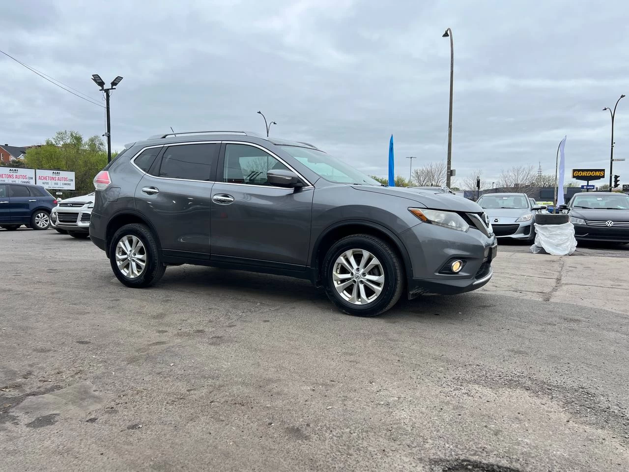 2015 Nissan Rogue SV**AWD**CERTIFIÉ Par la SAAQ**TOIT PANORAMIQUE**CAMERA DE RECULE**SIEGES CHAUFFANTS** Image principale